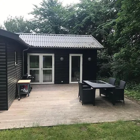 In The Charming Coastal Town Of Rageleje, Lovely Is Located Nyaraló Vejby